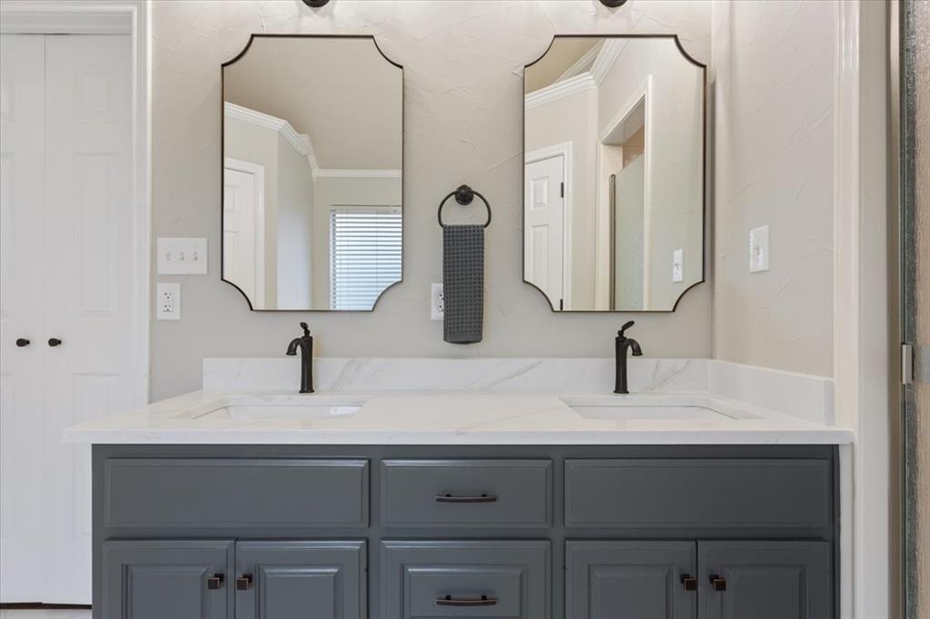 10517 Calaveras Drive Waco, TX 76708 - Photo 21 of 36