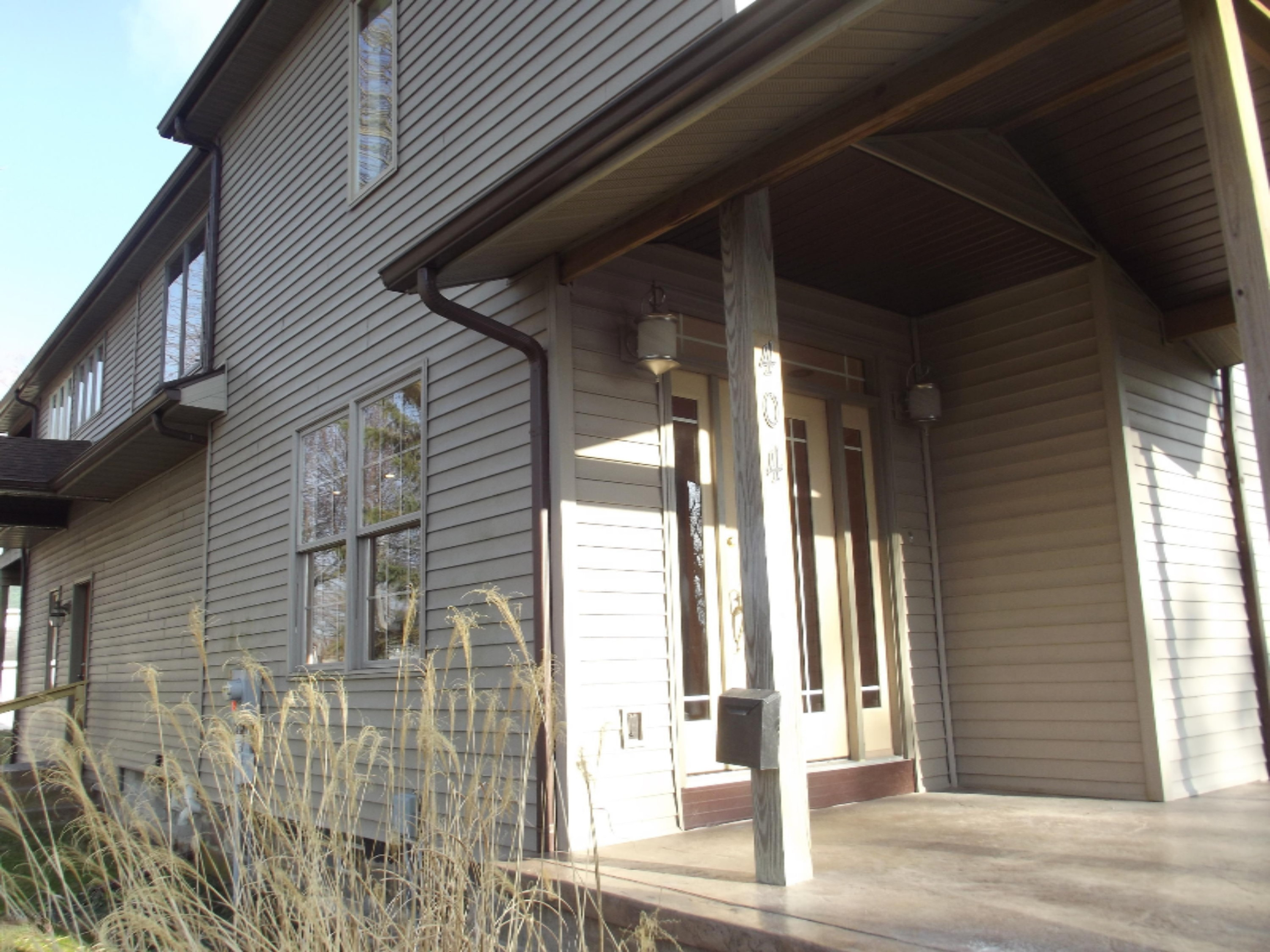 404 South Williams Street Bellevue, MI 49021 - Photo 1 of 37 2017-03-28 17.23.34