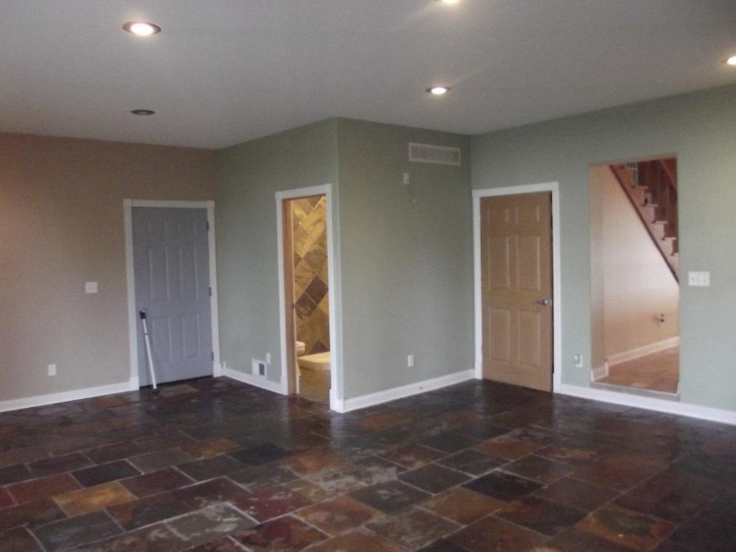 404 South Williams Street Bellevue, MI 49021 - Photo 10 of 37 2017-03-28 17.28.30
