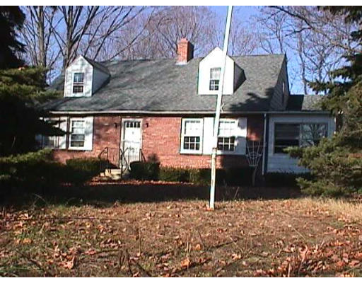 204 South Longyard Road Southwick, MA 01077 - Photo 4 of 8 Gallery Image 4