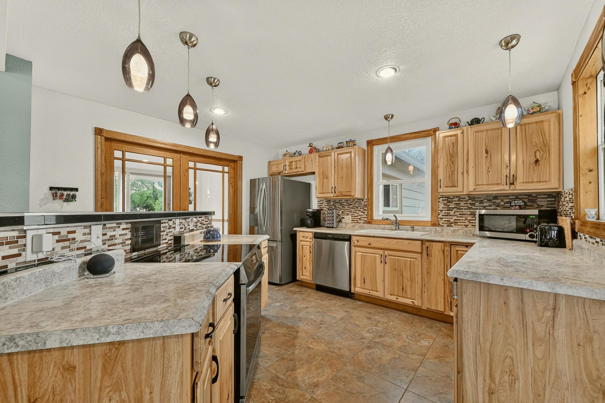 605 University Avenue Spring Valley, MN 55975 - Photo 7 of 37