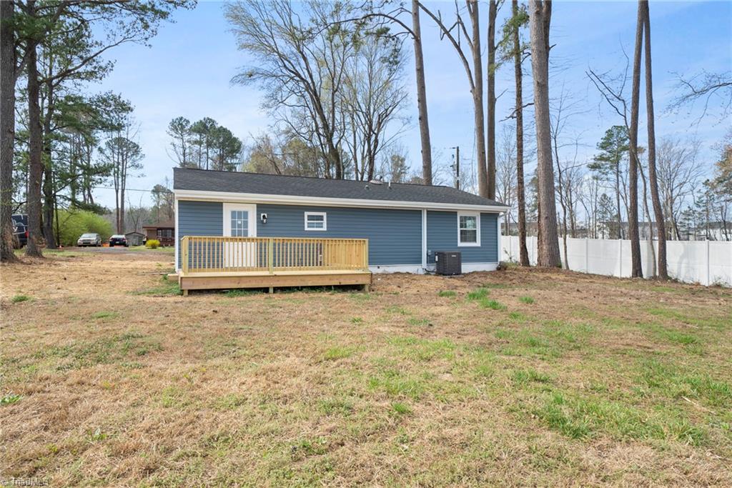 5001 Royal Acres Road Raleigh, NC 27610 - Photo 7 of 29 Rear of Home