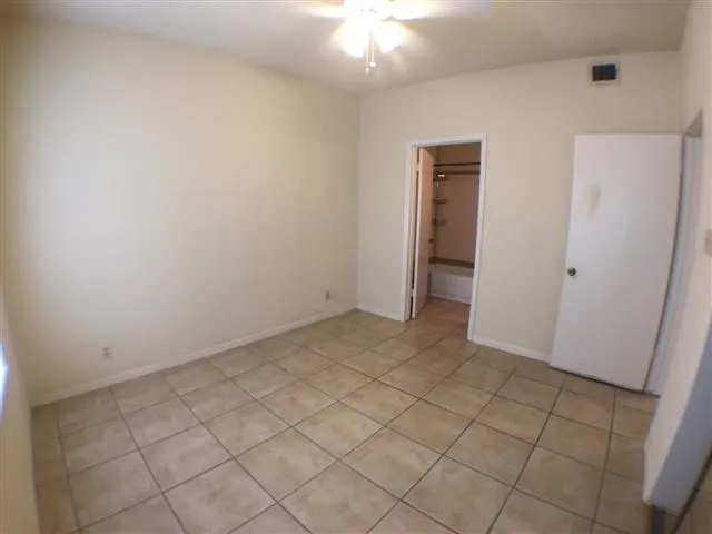 $1,000 | 2216 San Gabriel Street, Unit 108, Austin, TX 78705