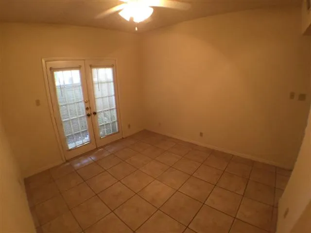 $1,000 | 2216 San Gabriel Street, Unit 108, Austin, TX 78705