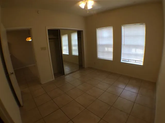 $1,000 | 2216 San Gabriel Street, Unit 108, Austin, TX 78705