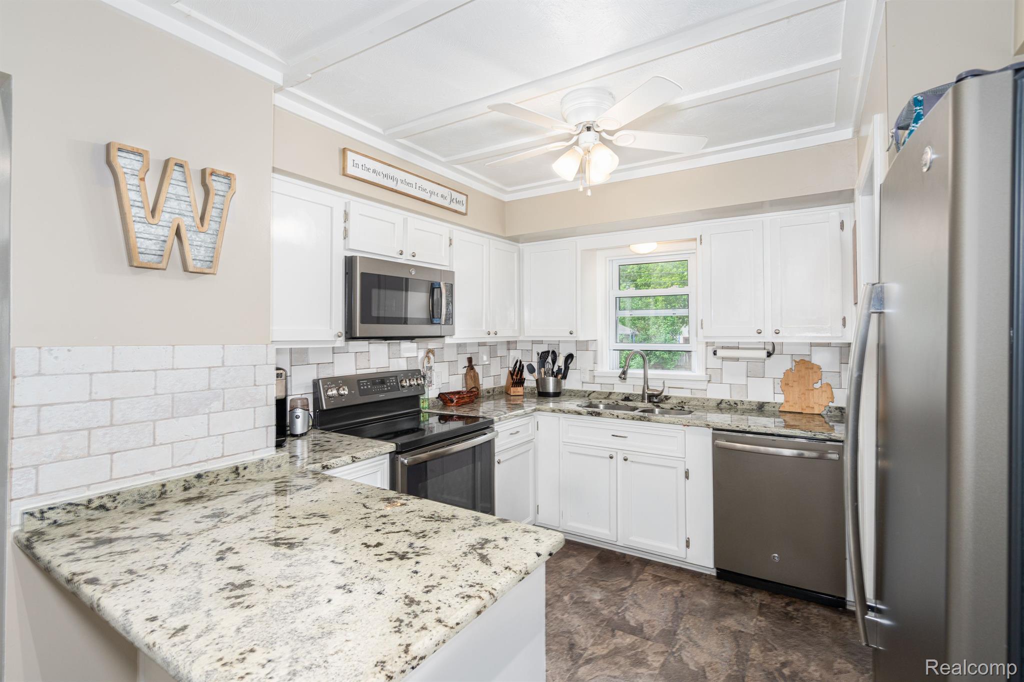 1380 Hampton Road Mount Clemens, MI 48043 - Photo 21 of 22 Gallery Image 21