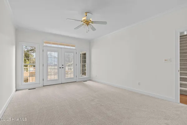 $1,232,000 | 203 Red Snapper Drive, Emerald Isle, NC 28594