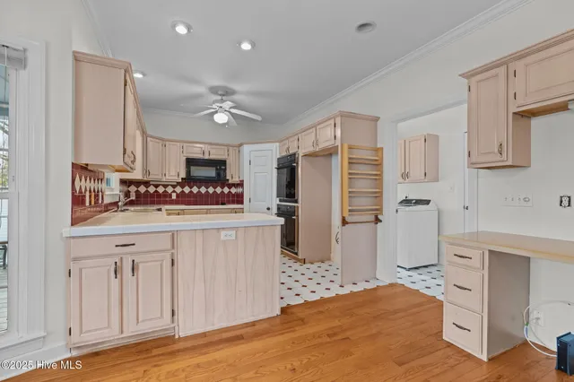 $1,257,000 | 203 Red Snapper Drive, Emerald Isle, NC 28594