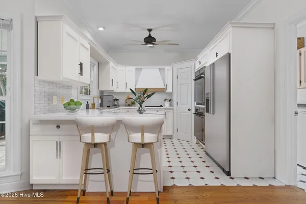 $1,232,000 | 203 Red Snapper Drive, Emerald Isle, NC 28594