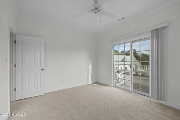 $1,232,000 | 203 Red Snapper Drive, Emerald Isle, NC 28594