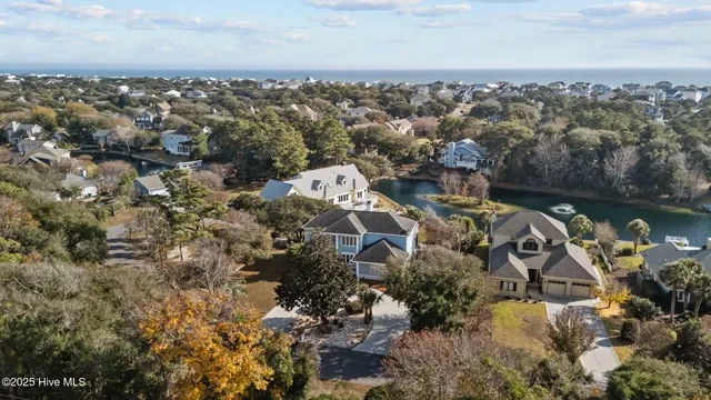 $1,257,000 | 203 Red Snapper Drive, Emerald Isle, NC 28594