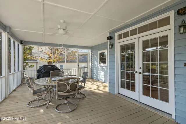 $1,257,000 | 203 Red Snapper Drive, Emerald Isle, NC 28594