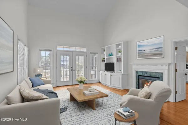 $1,232,000 | 203 Red Snapper Drive, Emerald Isle, NC 28594