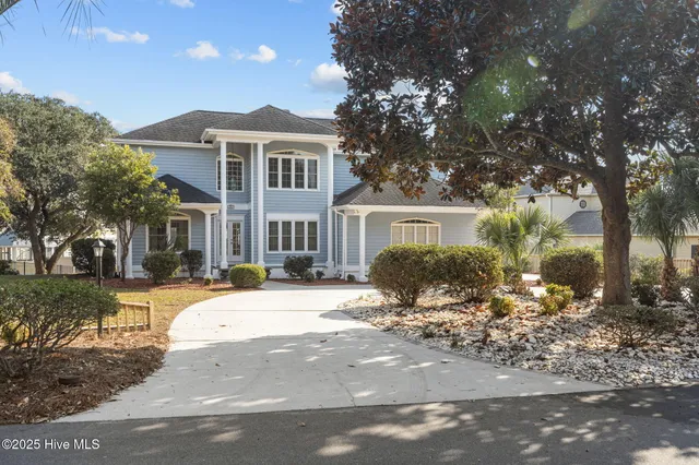 $1,257,000 | 203 Red Snapper Drive, Emerald Isle, NC 28594