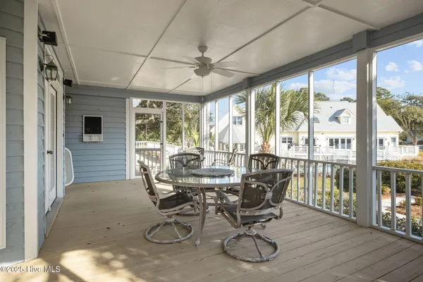 $1,232,000 | 203 Red Snapper Drive, Emerald Isle, NC 28594