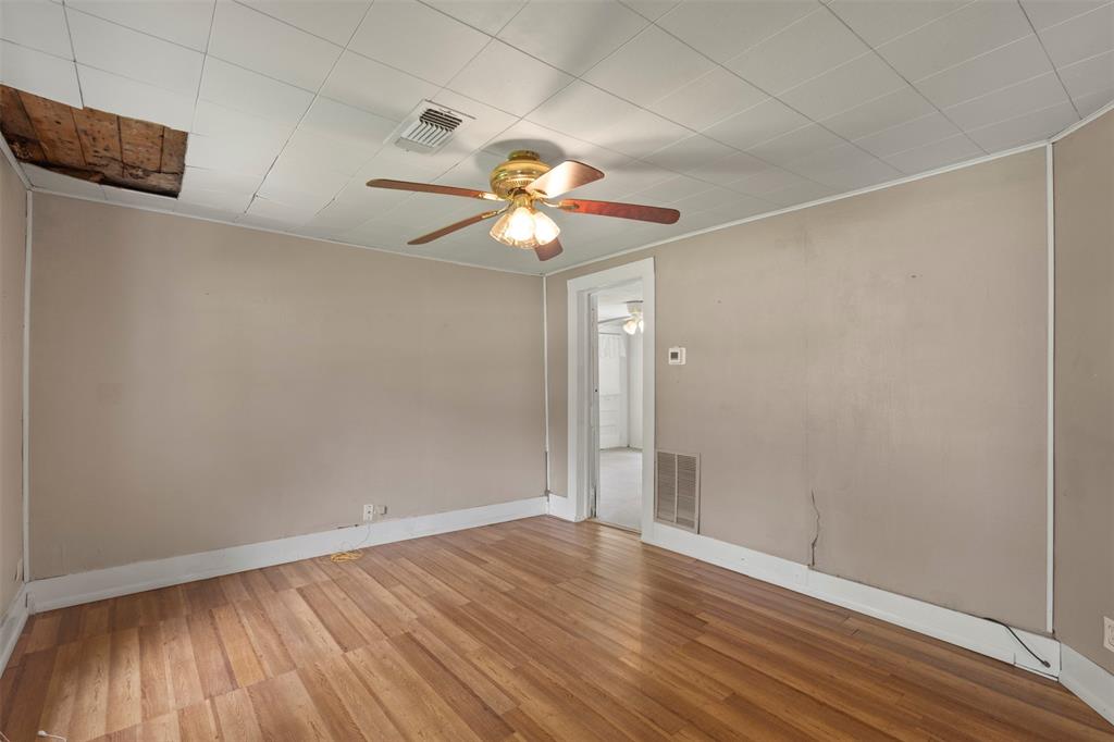 829 West 9th Street Bonham, TX 75418 - Photo 10 of 30
