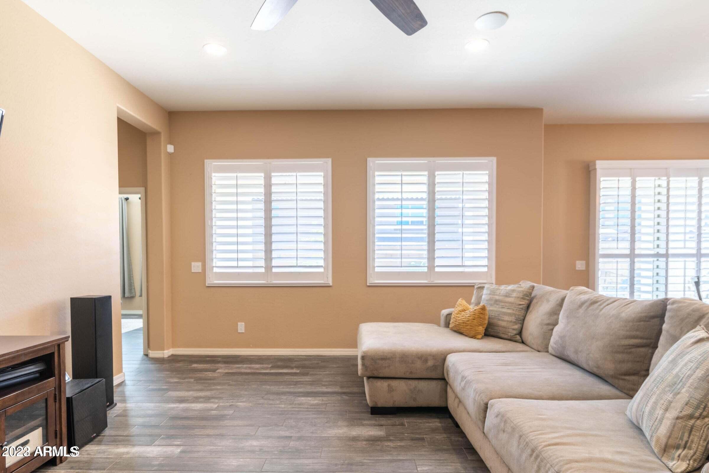 20621 West Alsap Road Buckeye, AZ 85396 - Photo 13 of 67 20221026205036819068000000-o