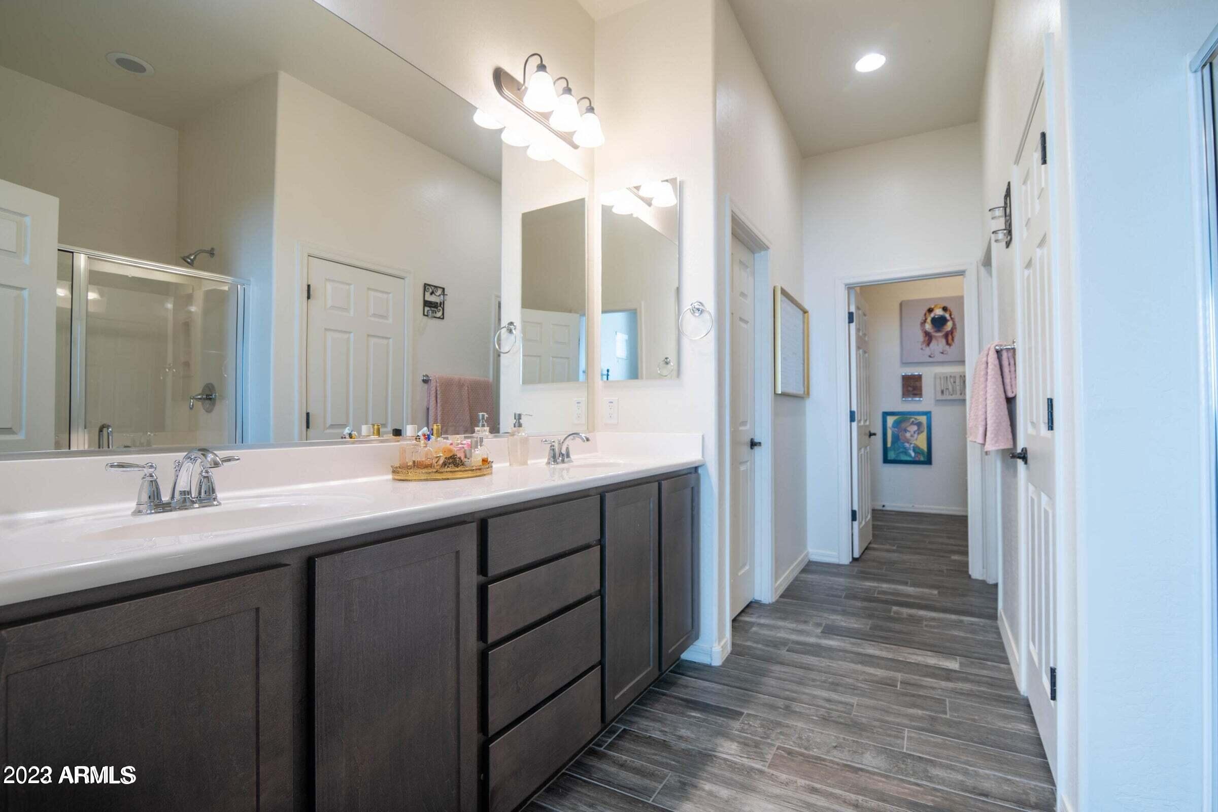 20621 West Alsap Road Buckeye, AZ 85396 - Photo 18 of 67 20221026205122791962000000-o