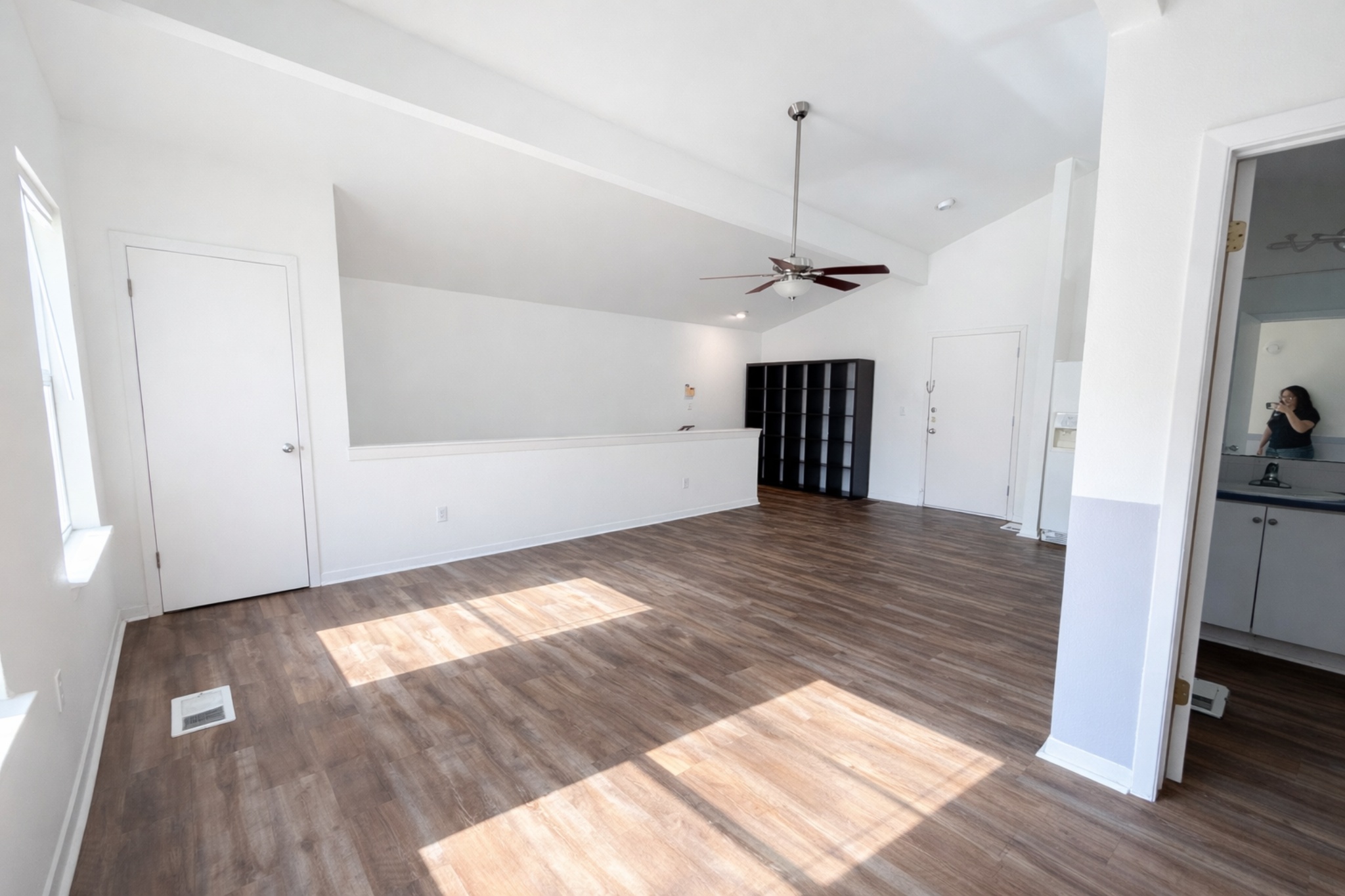 212 Lessin Lane, Unit B Austin, TX 78704 - Photo 4 of 8