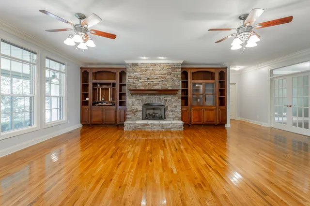 $799,500 | 9009 Brow Lake Road, Soddy Daisy, TN 37379