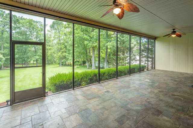 $799,500 | 9009 Brow Lake Road, Soddy Daisy, TN 37379