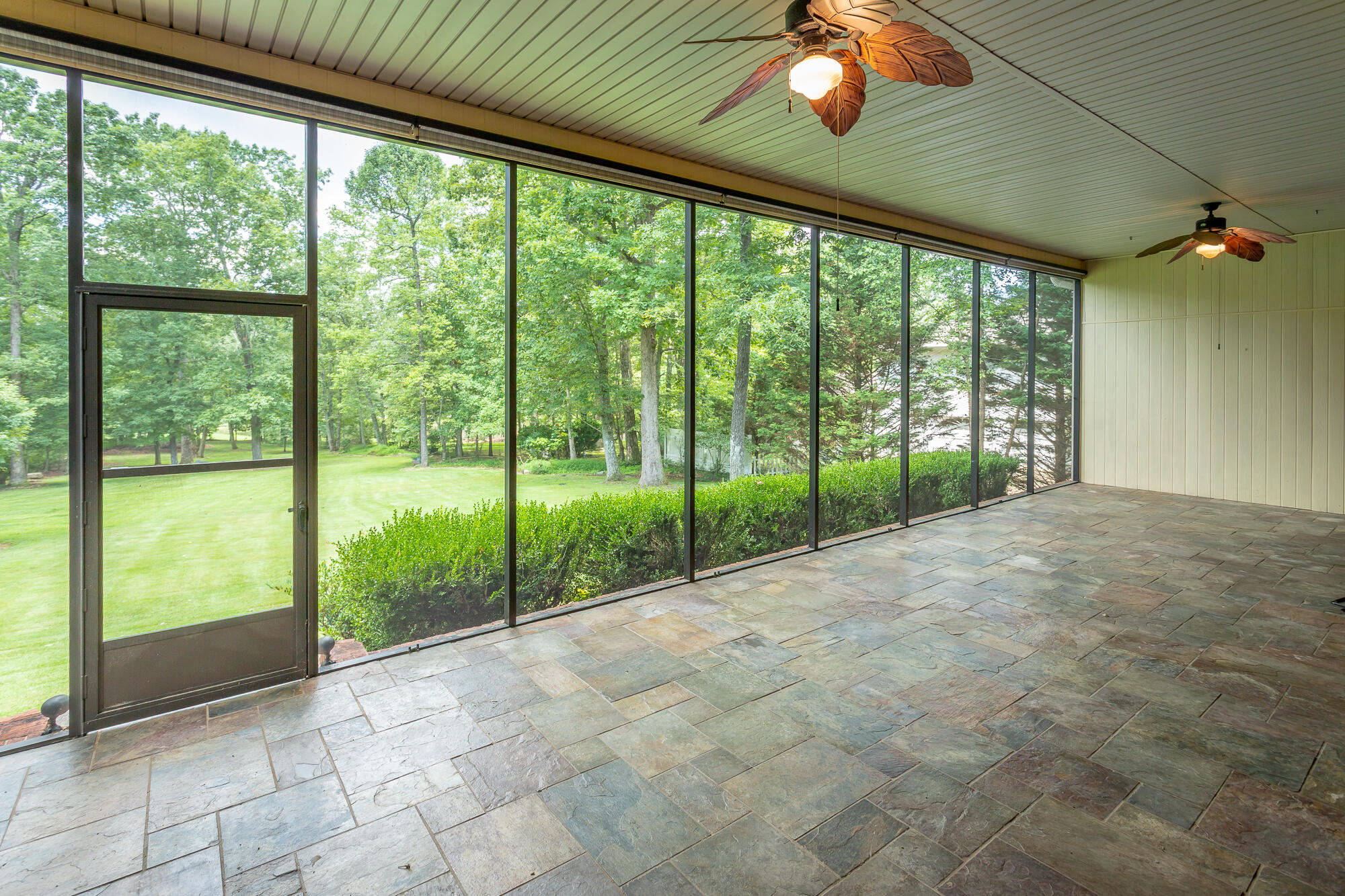 9009 Brow Lake Road Soddy Daisy, TN 37379 - Photo 3 of 85 9009 Brow Lake Road HD-70