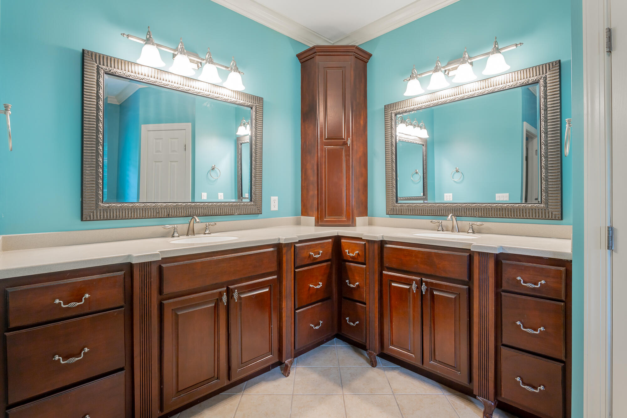 9009 Brow Lake Road Soddy Daisy, TN 37379 - Photo 39 of 85 Primary bath