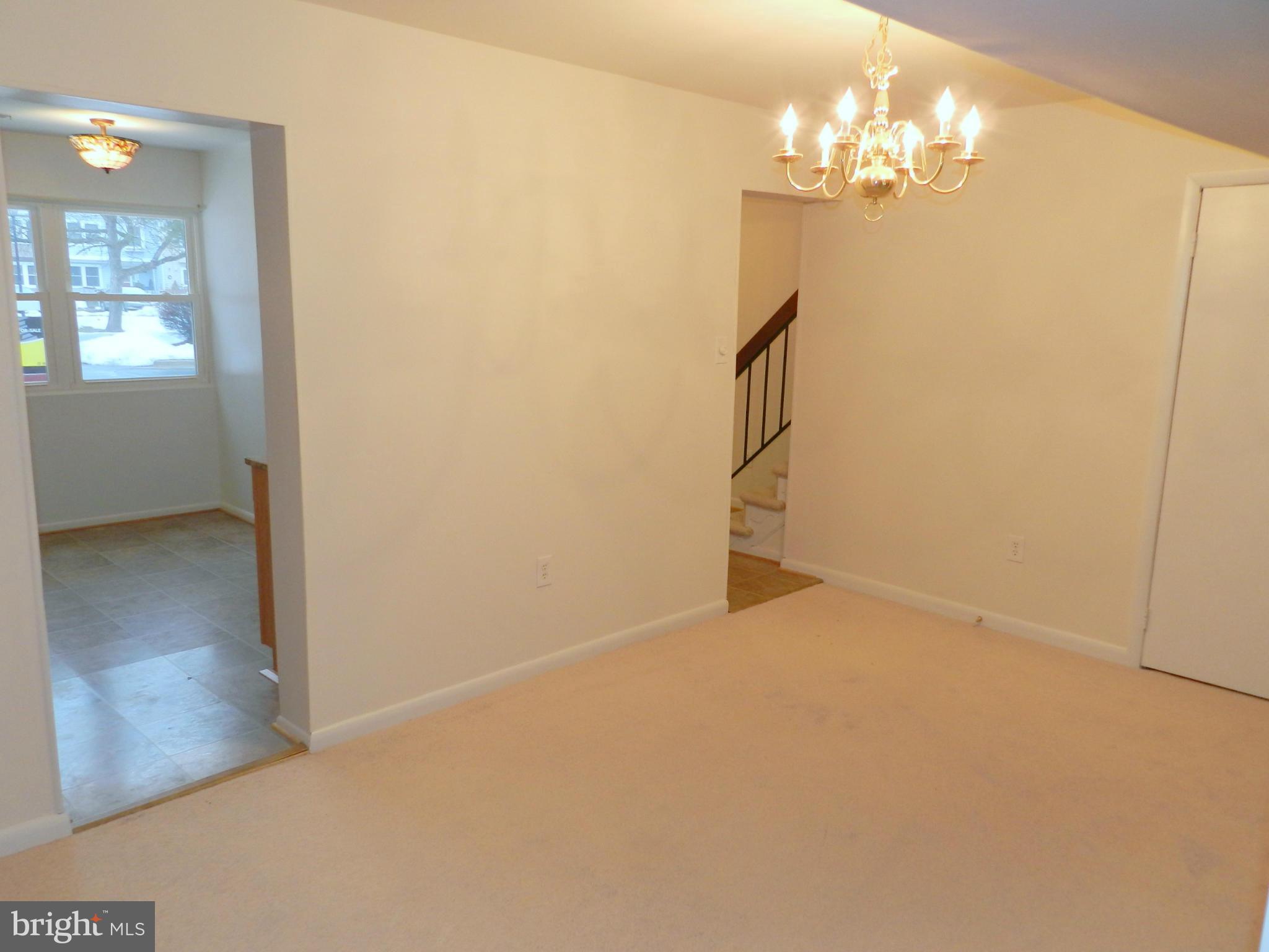 17503 Hoskinson Road Poolesville, MD 20837 - Photo 11 of 23 Dining Room