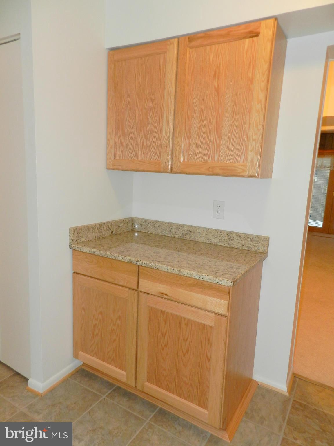 17503 Hoskinson Road Poolesville, MD 20837 - Photo 7 of 23 Kitchen