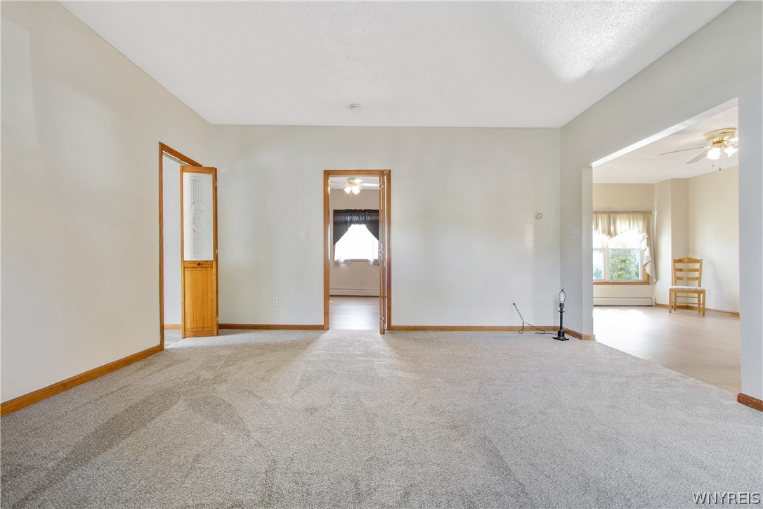 2454 Niagara Road Wheatfield, NY 14304 - Photo 15 of 43