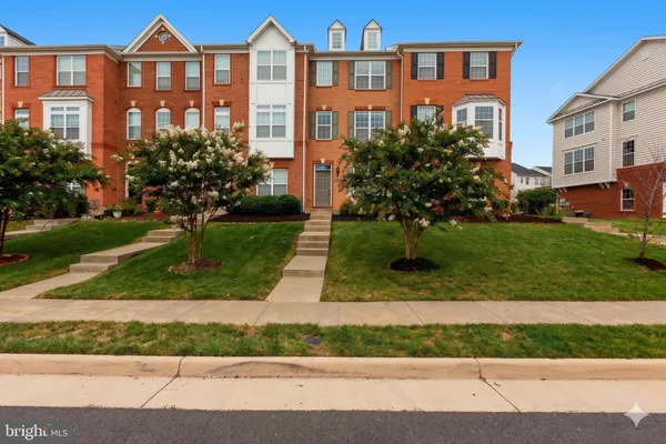 $3,100 | 43140 Whelplehill Terrace, Ashburn, VA 20148