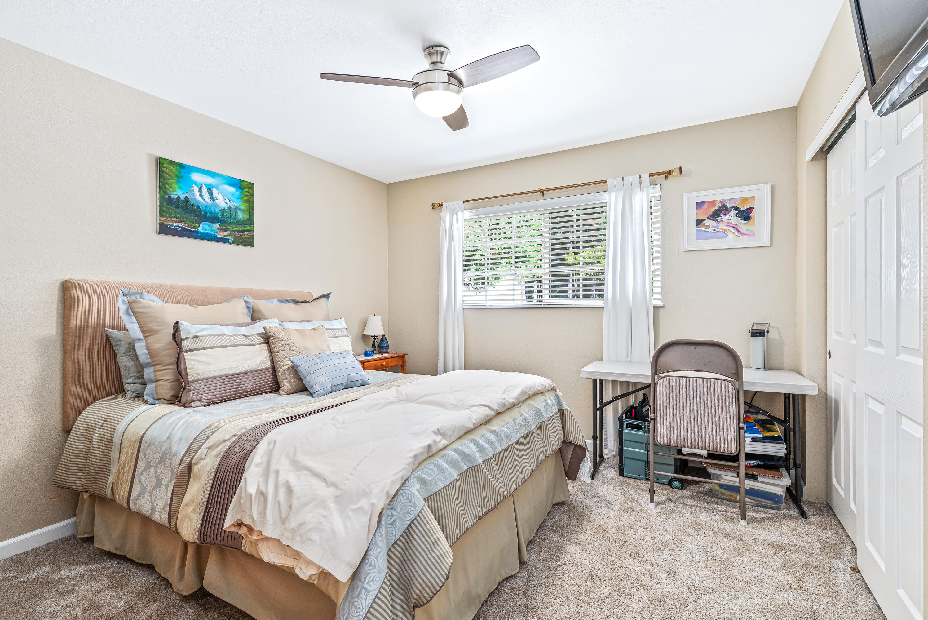 381 Pinewood Way Cave Junction, OR 97523 - Photo 11 of 25 9R9A1277