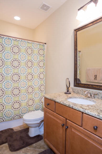 10572 Orkney Way Daphne, AL 36527 - Photo 11 of 14 Guest Bathroom