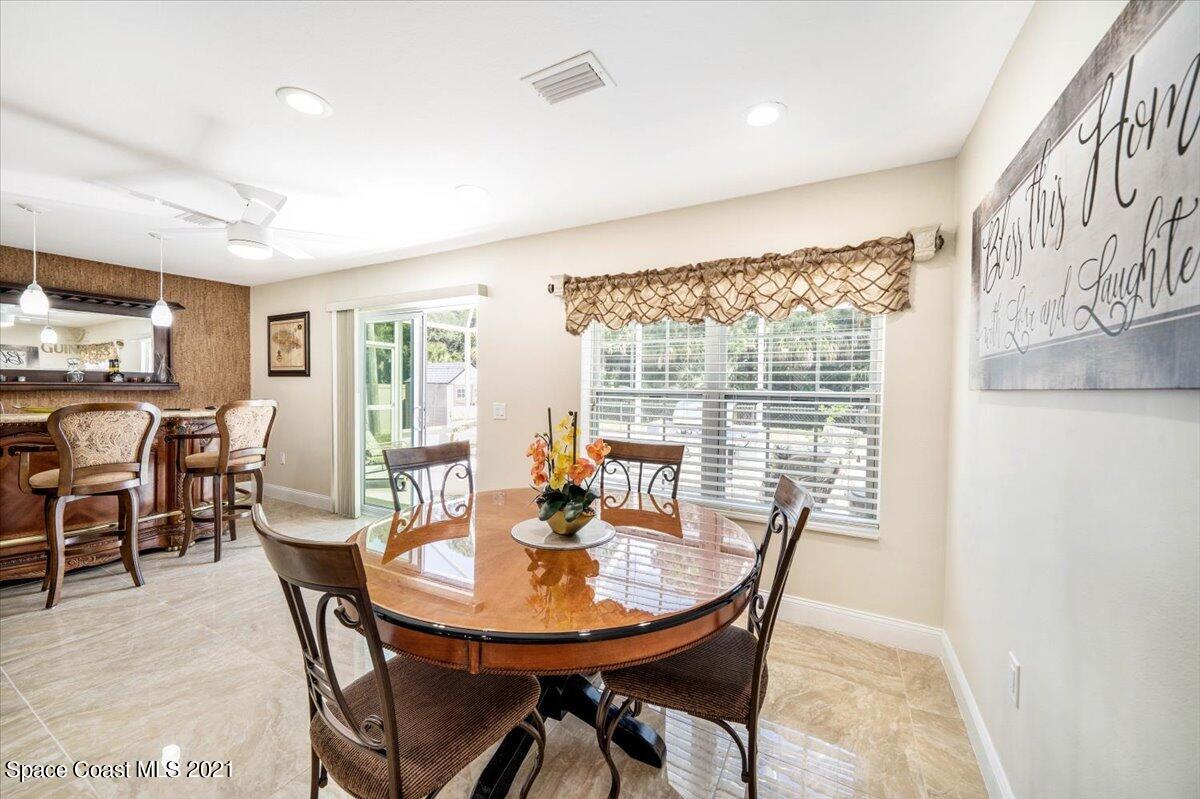 367 Abello Road Southeast Palm Bay, FL 32909 - Photo 7 of 28 07-DSC04215