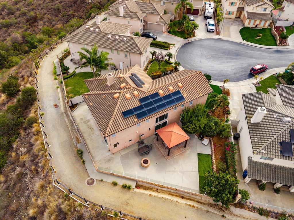 2586 Fresh Waters Court Spring Valley, CA 91978 - Photo 10 of 52 Gallery Image 10