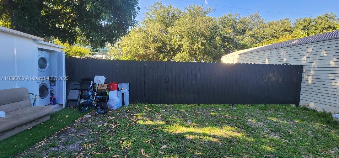 165 West 60th Street Hialeah, FL 33012 - Photo 15 of 22