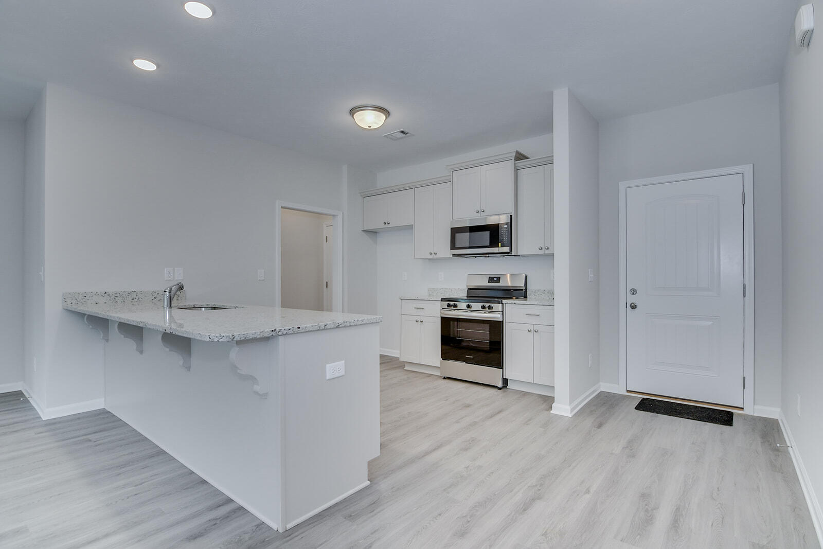 106 Constitution Circle Washington, GA 30673 - Photo 4 of 26 005