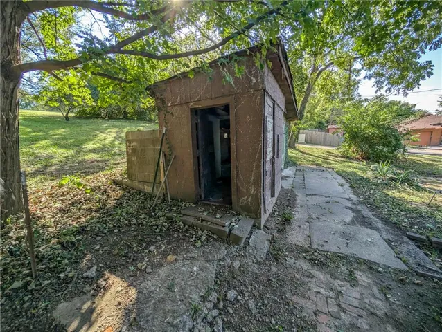 $189,000 | 6525 King Hill Avenue, St. Joseph, MO 64504