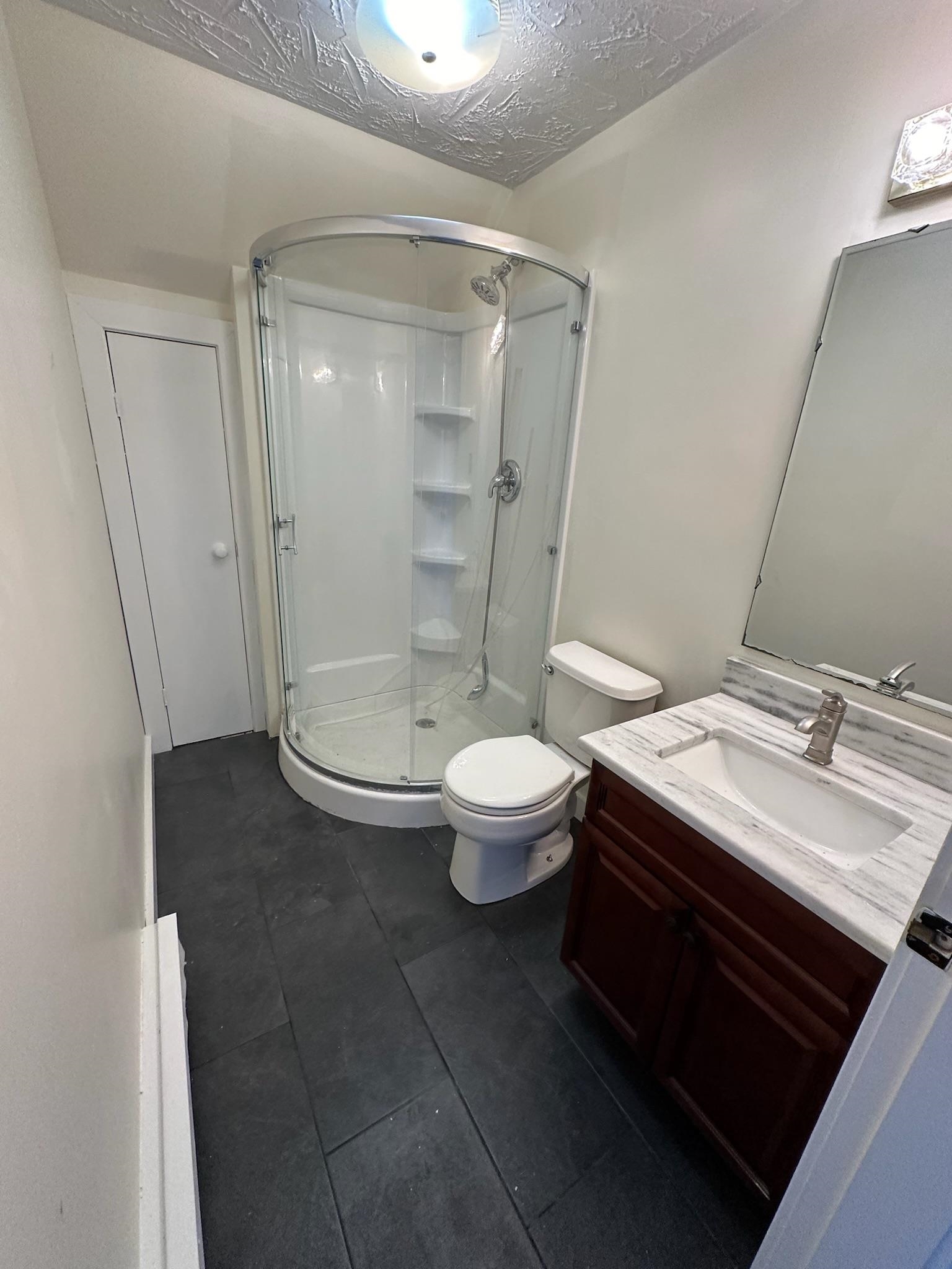 764 Chestnut Street, Unit 3 Manchester, NH 03104 - Photo 15 of 18 Gallery Image 15
