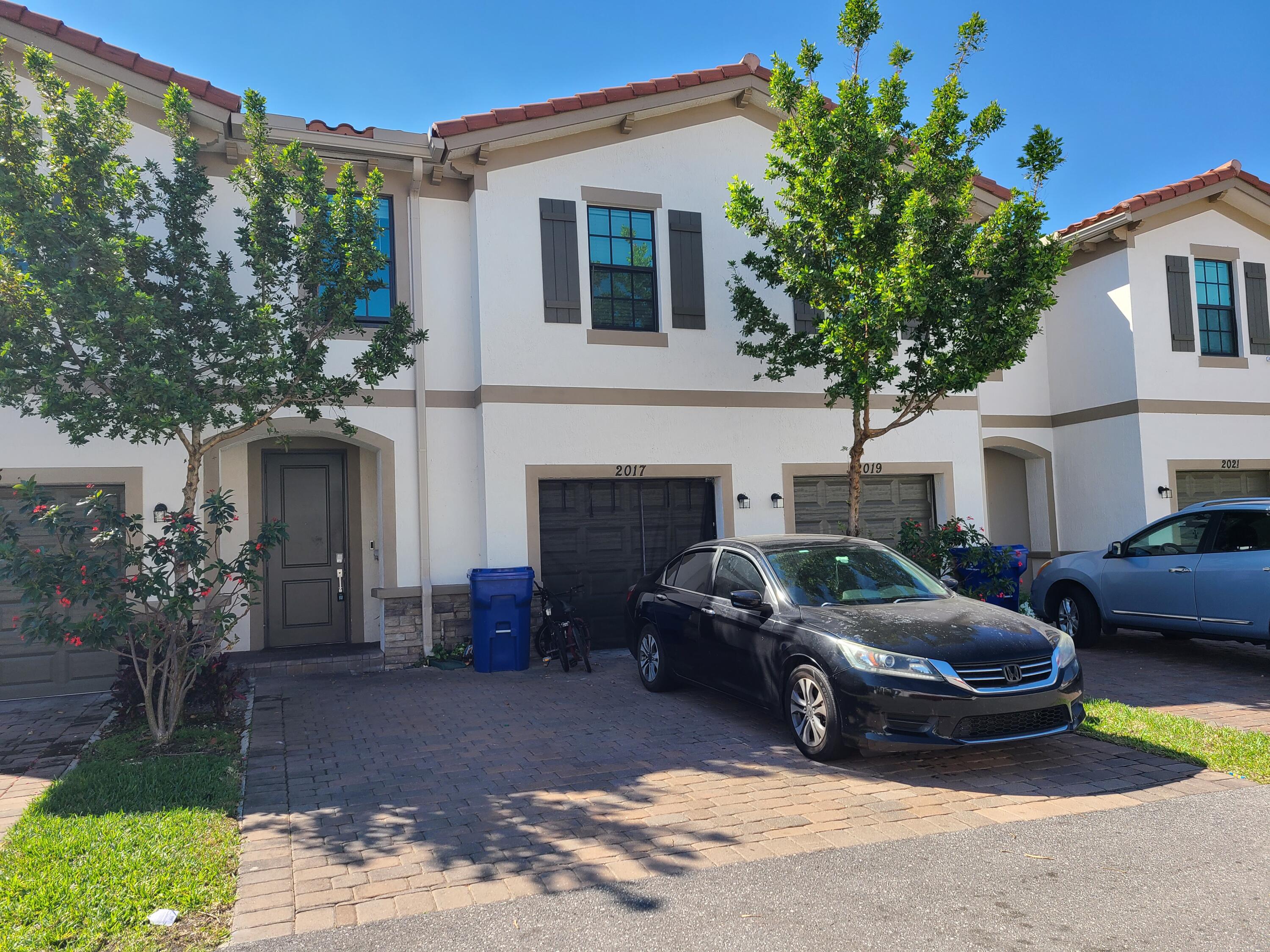 2017nTamarind dr