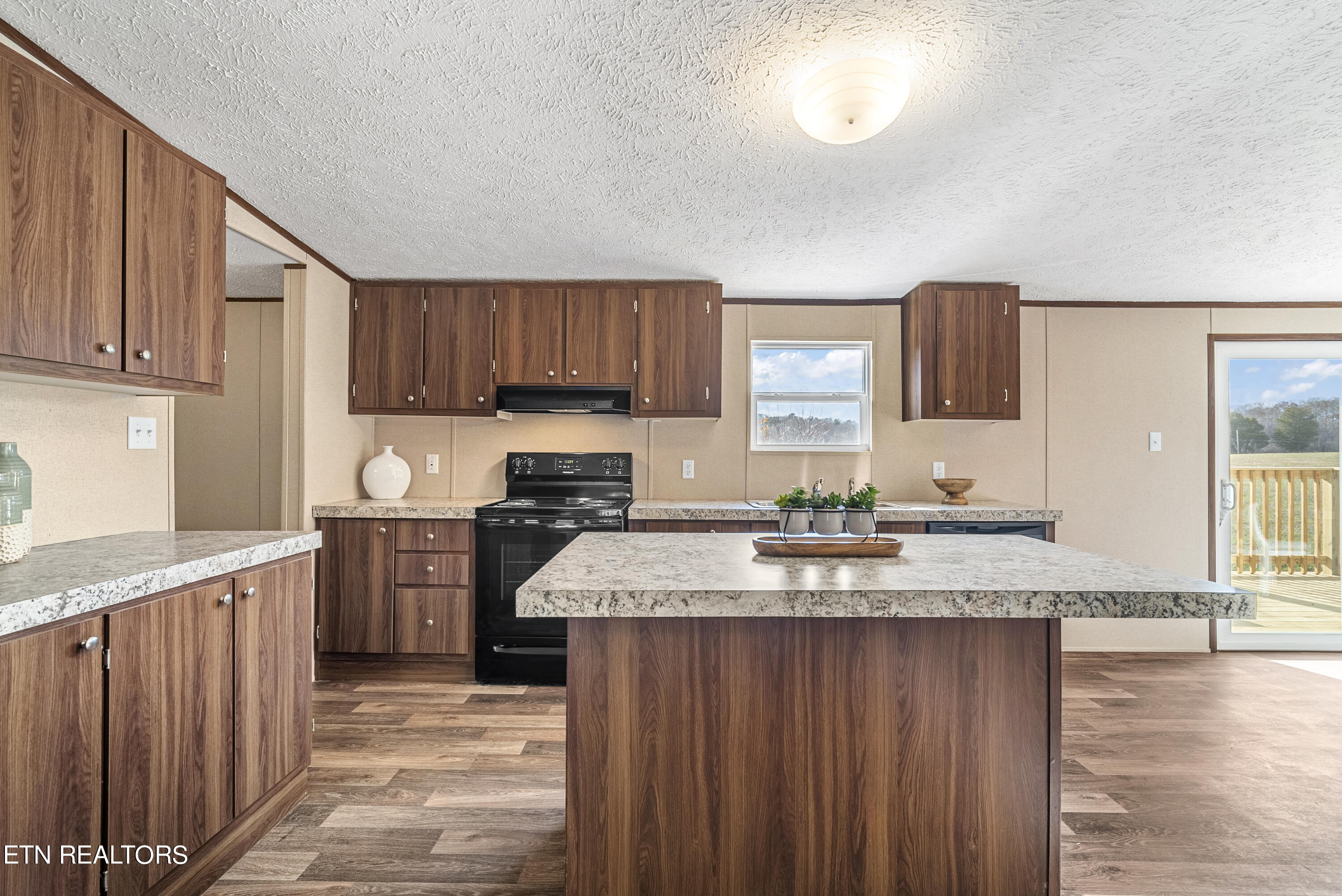 175 Moat Sewell Road Philadelphia, TN 37846 - Photo 21 of 40 DSC05725-HDR