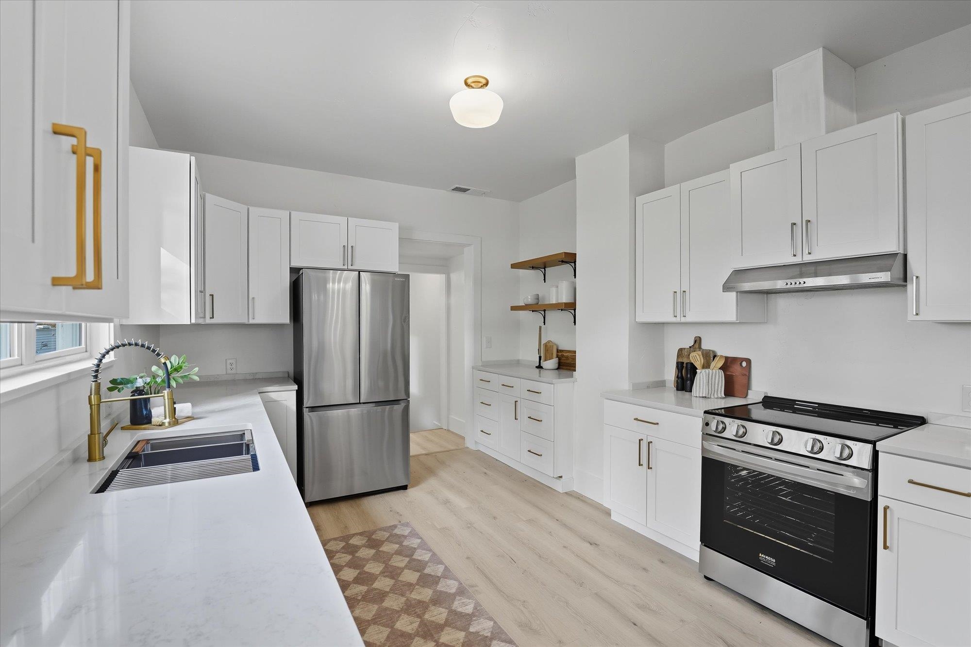 3534 South Grand Boulevard Spokane, WA 99203 - Photo 12 of 36