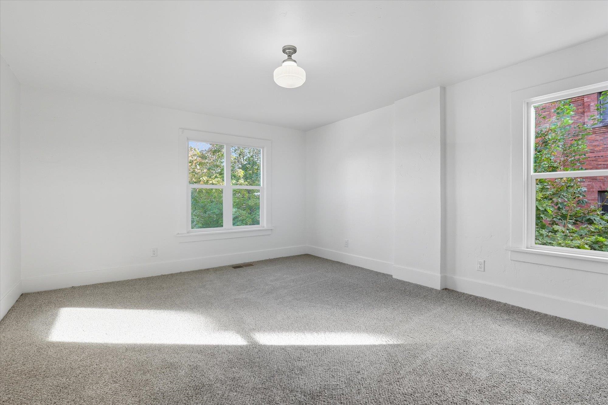 3534 South Grand Boulevard Spokane, WA 99203 - Photo 18 of 36