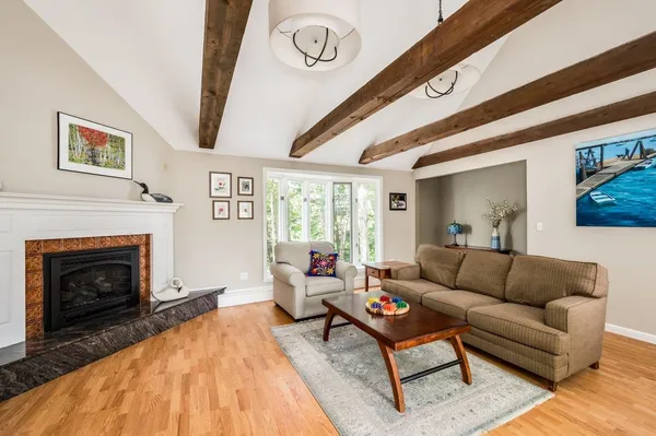 $1,890,000 | 367 Durham Point Road, Durham, NH 03824