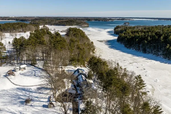 $1,890,000 | 367 Durham Point Road, Durham, NH 03824