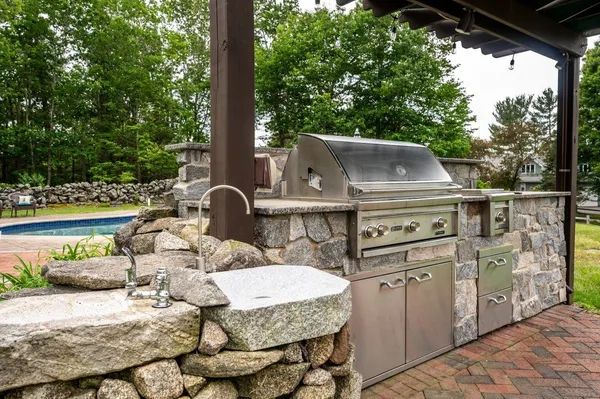 $1,890,000 | 367 Durham Point Road, Durham, NH 03824