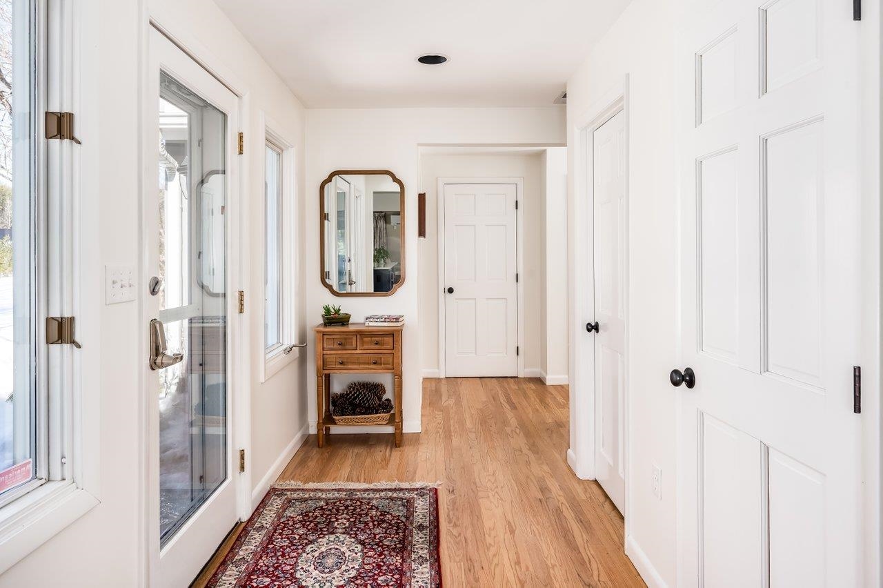 367 Durham Point Road Durham, NH 03824 - Photo 4 of 59