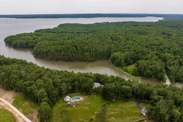 $1,890,000 | 367 Durham Point Road, Durham, NH 03824
