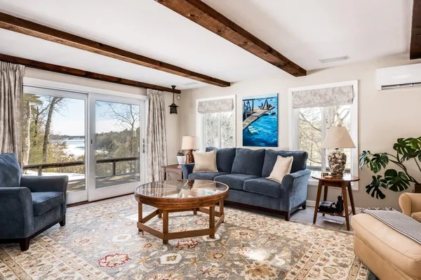 $1,890,000 | 367 Durham Point Road, Durham, NH 03824