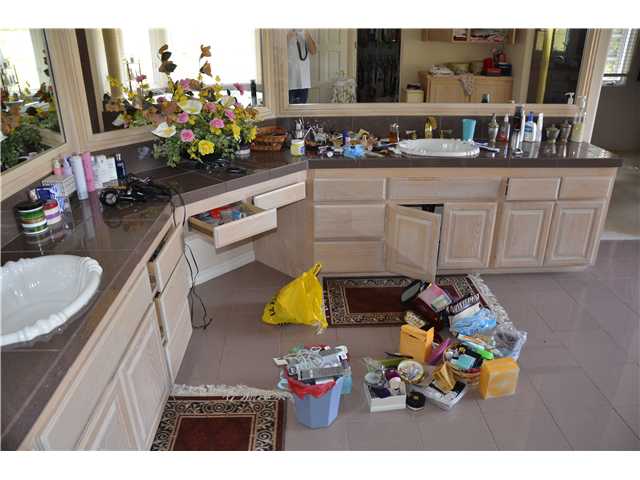 18095 Rancho La Cima Corte Rancho Santa Fe, CA 92067 - Photo 6 of 11